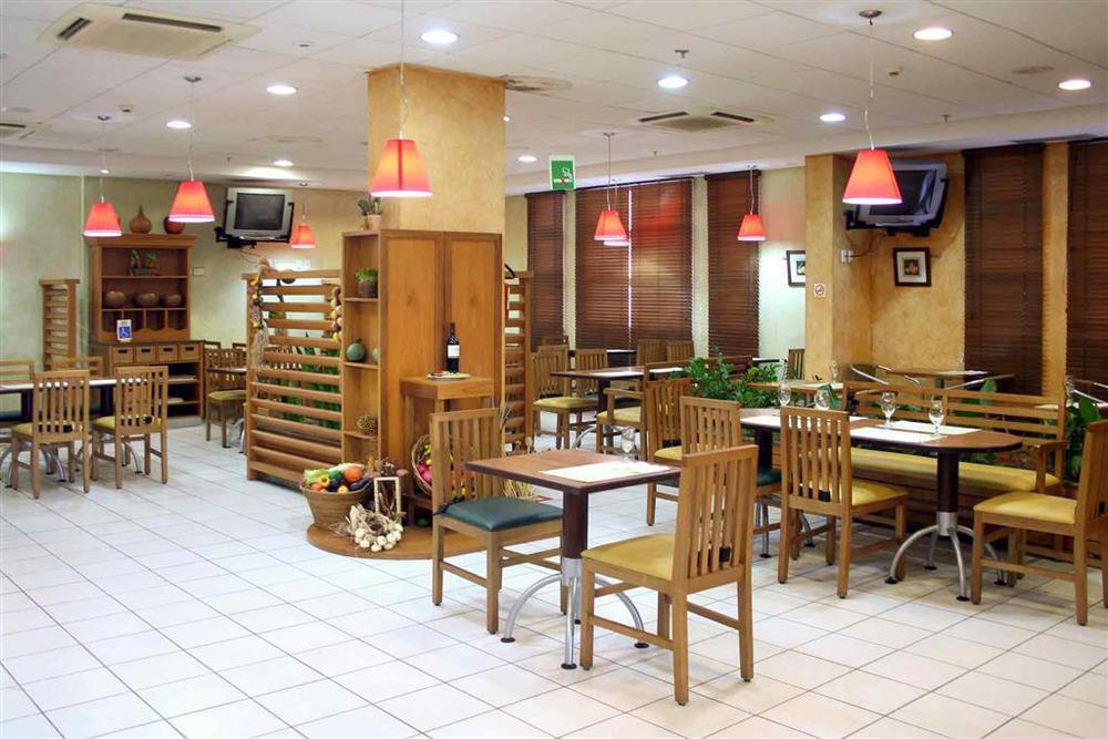Ibis Macae Ξενοδοχείο Εστιατόριο φωτογραφία