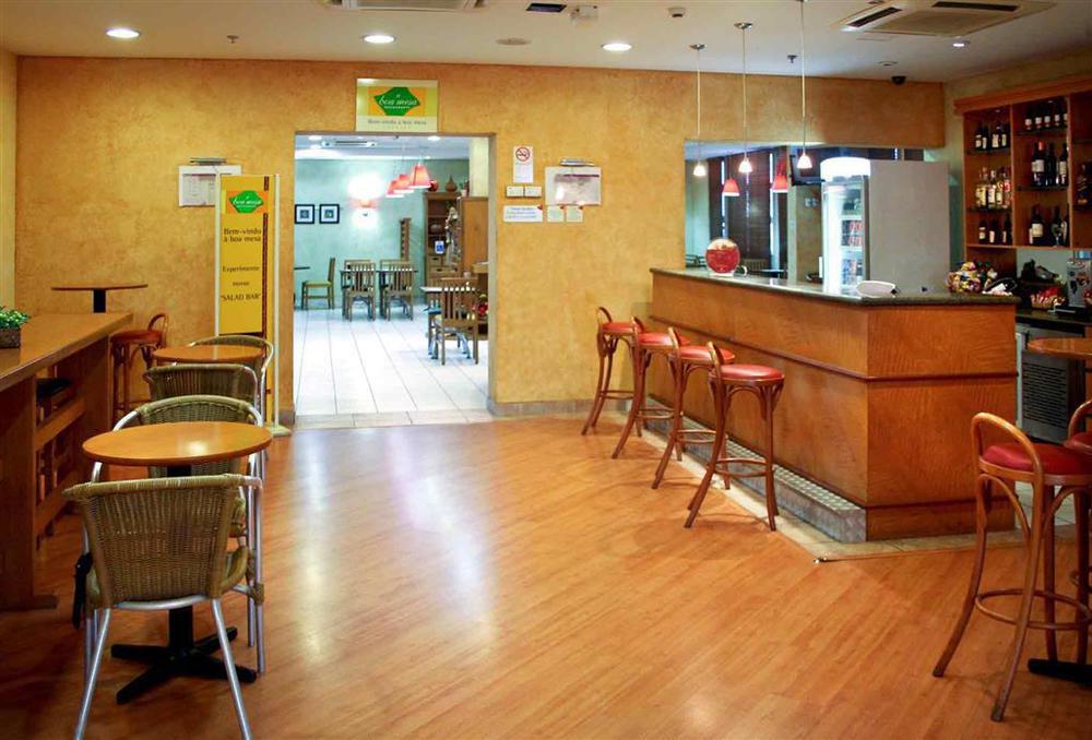 Ibis Macae Ξενοδοχείο Εστιατόριο φωτογραφία